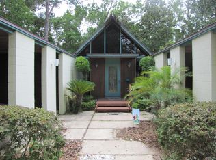 526 Lakefield Ln, Orange Park, FL 32073