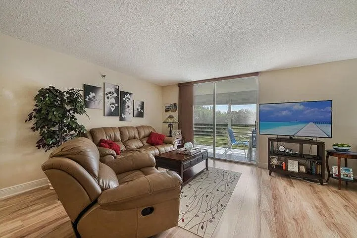 5340 NW 2nd Ave #226 — Photo 9