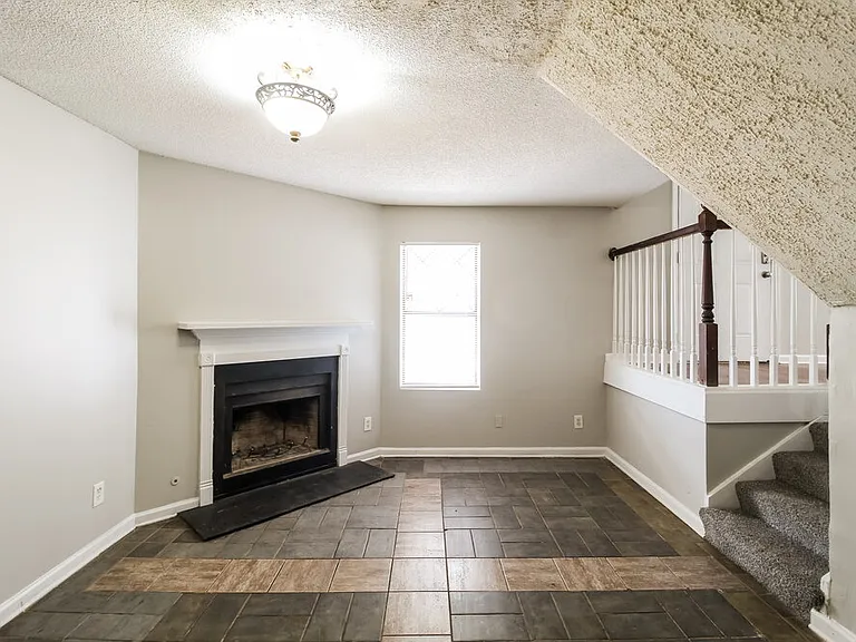 6229 Creekford Ln — Photo 5