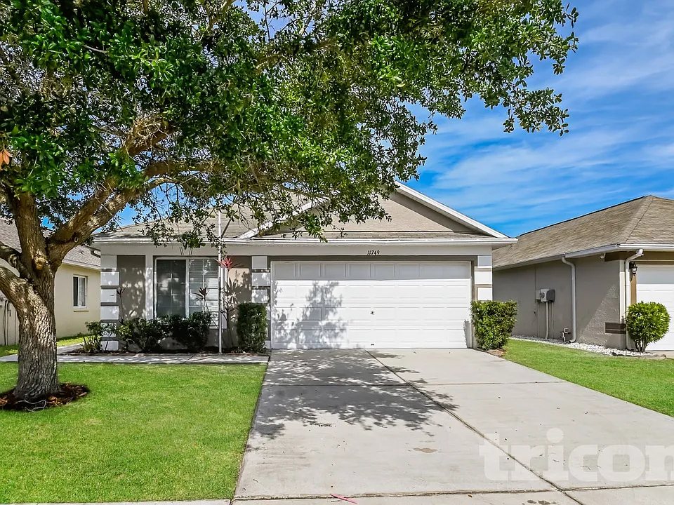11749 Lynmoor Dr