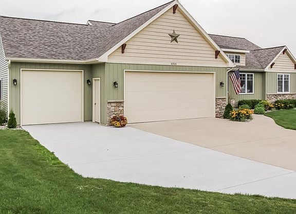 3rd image of 6900 Highland Ct