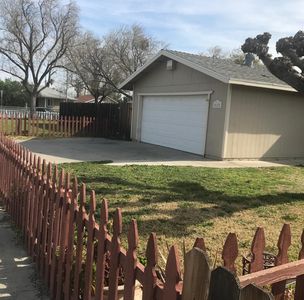 622 7th St, Los Banos, CA, 93635
