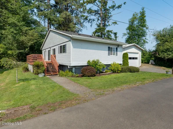 725 King Salmon St, Hammond, OR 97121