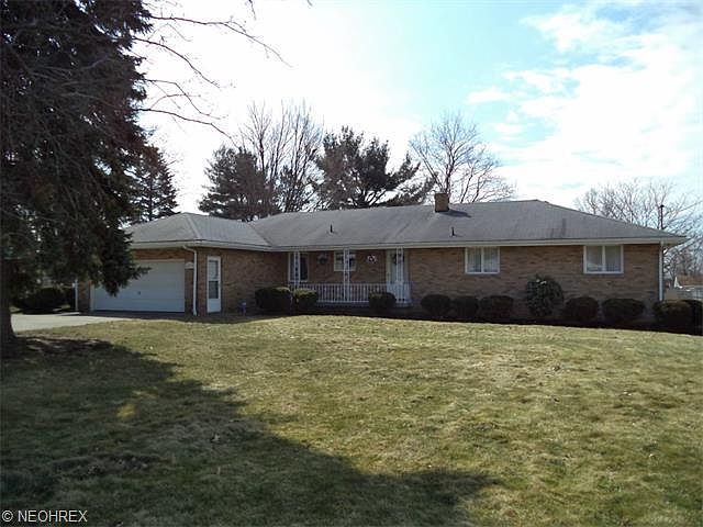 1st image of 473 Park Dr