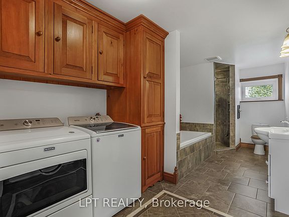 4th image of 1290 Tannery Rd W