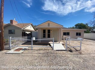942 Anthony Ln SW #B, Albuquerque, NM 87105