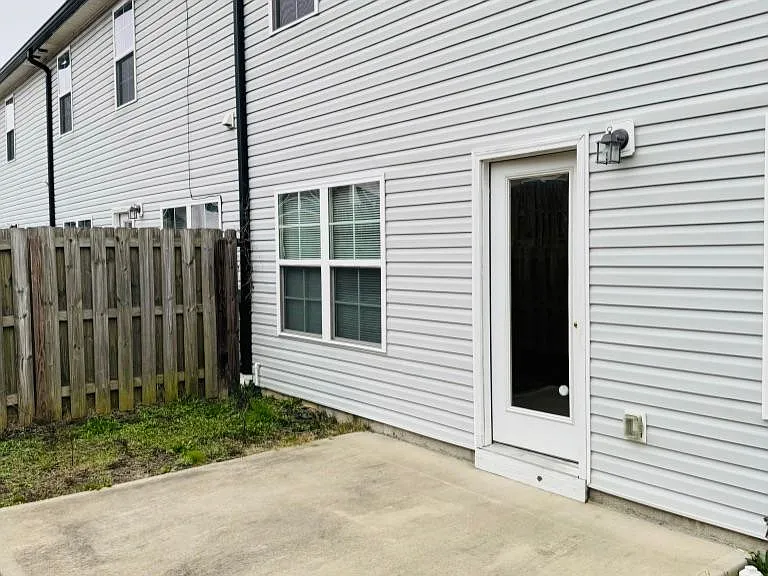 4279 Valencia Ln — Photo 28