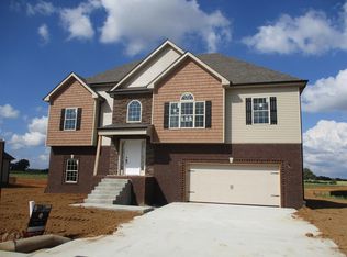 127 Wellington Flds #127, Clarksville, TN 37040