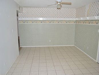 3rd image of 6722 N 31st Dr