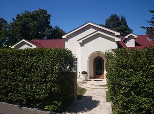 40 Woodland Rd, Jamaica Plain, MA 02130