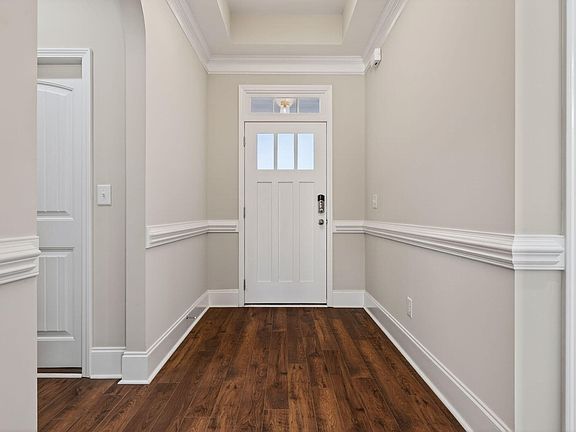 2nd image of 31 Blue Spruce Cir