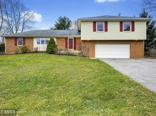 3809 Brooke Meadow Ln, Olney, MD 20832
