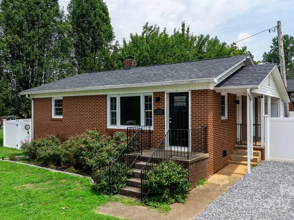103 Christopher Ln, Morganton, NC 28655