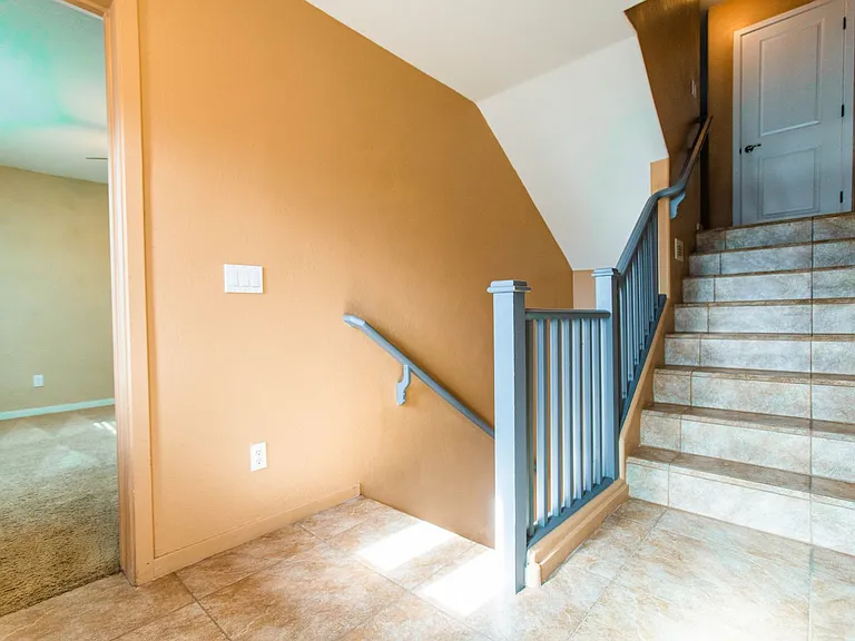 305 S Wilson St #102 — Photo 8