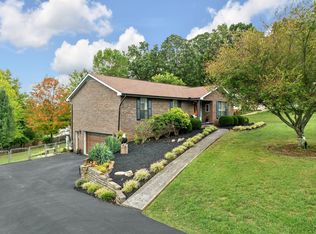 985 Cedar Trace Ln, Morristown, TN 37814