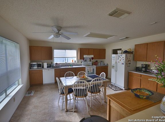 4th image of 3346 Flamingo Basin