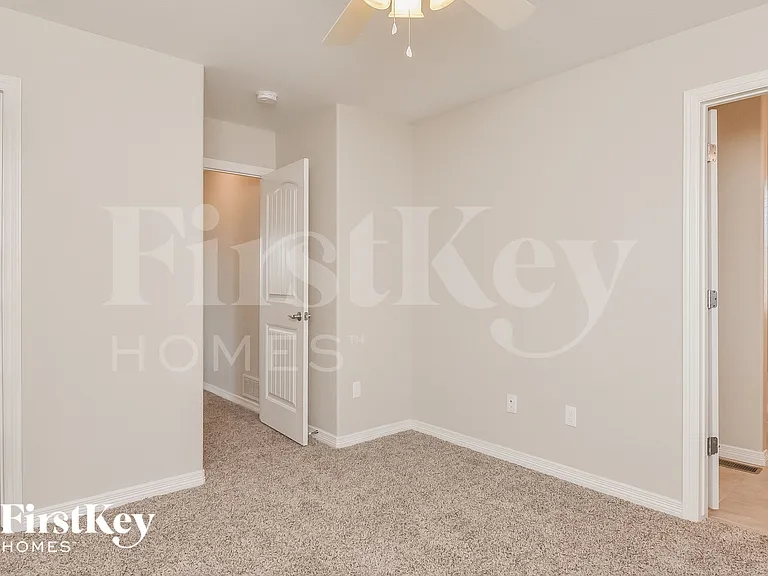 10255 Hidden Park Way — Photo 12