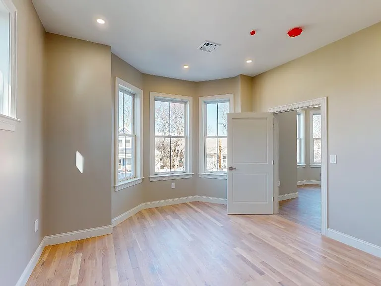 105 Hooker St #2 — Photo 9