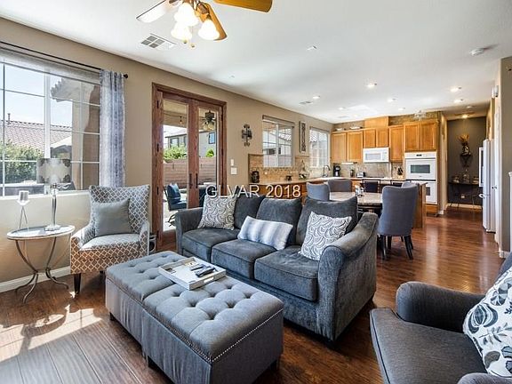 3rd image of 1112 Fox Coat St