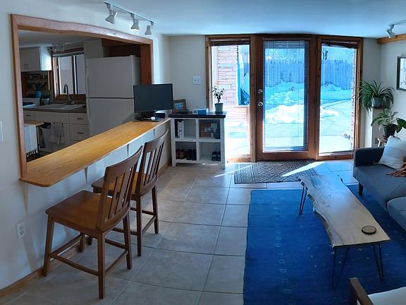 Living room, entry (pano)