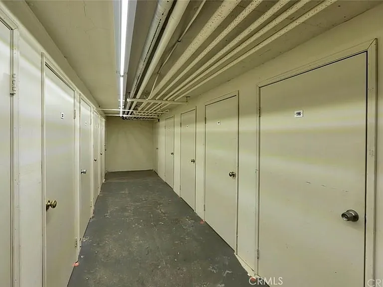 18640 Collins St #116 — Photo 28