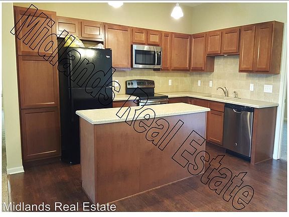 4th image of 4704 Bernadette Ave