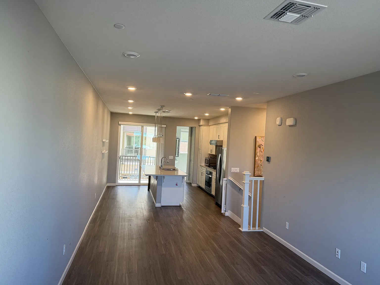 2 bed, 2.5 bath, 1236 sqft, $3,800 — Photo 4