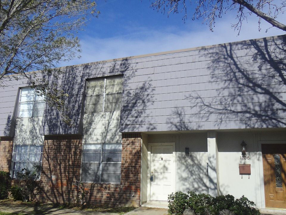 1st image of 1103 E 51st St