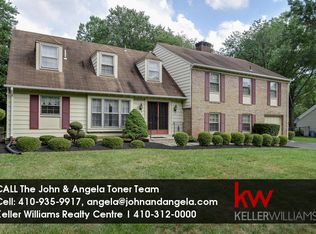 4400 Flower Valley Dr, Rockville, MD 20853