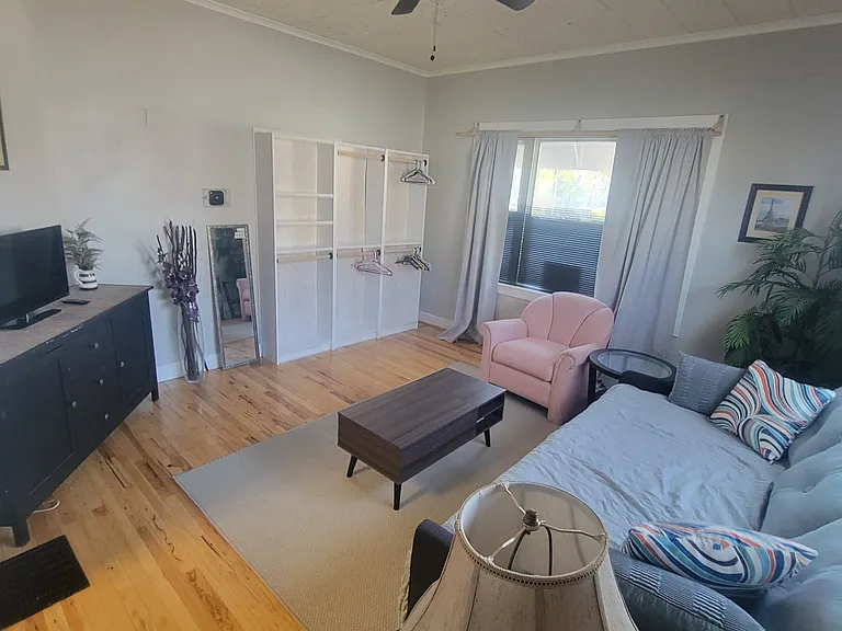 7012 Plainfield Rd #A — Photo 9