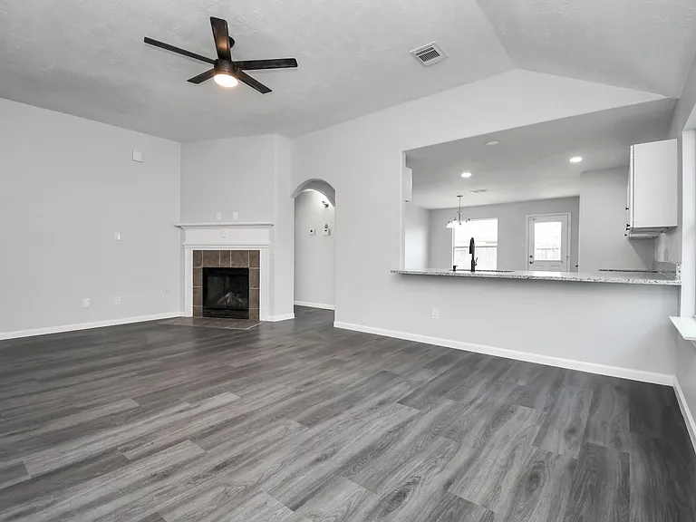 21602 Ornella Cir — Photo 5