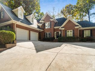 23 Tanglewood Rd, Lake Wylie, SC 29710