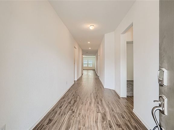 2nd image of 1316 Blackhaw Ln