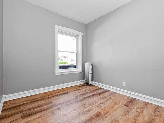 3rd image of 7557 S Calumet Ave #3501