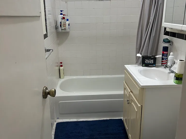 56 Mozart St #3 — Photo 8