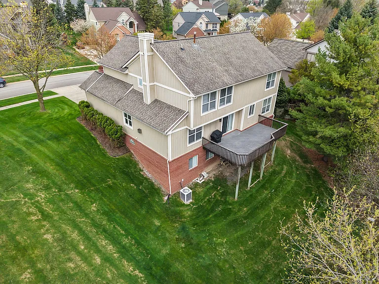 31216 Kingswood Blvd — Photo 55