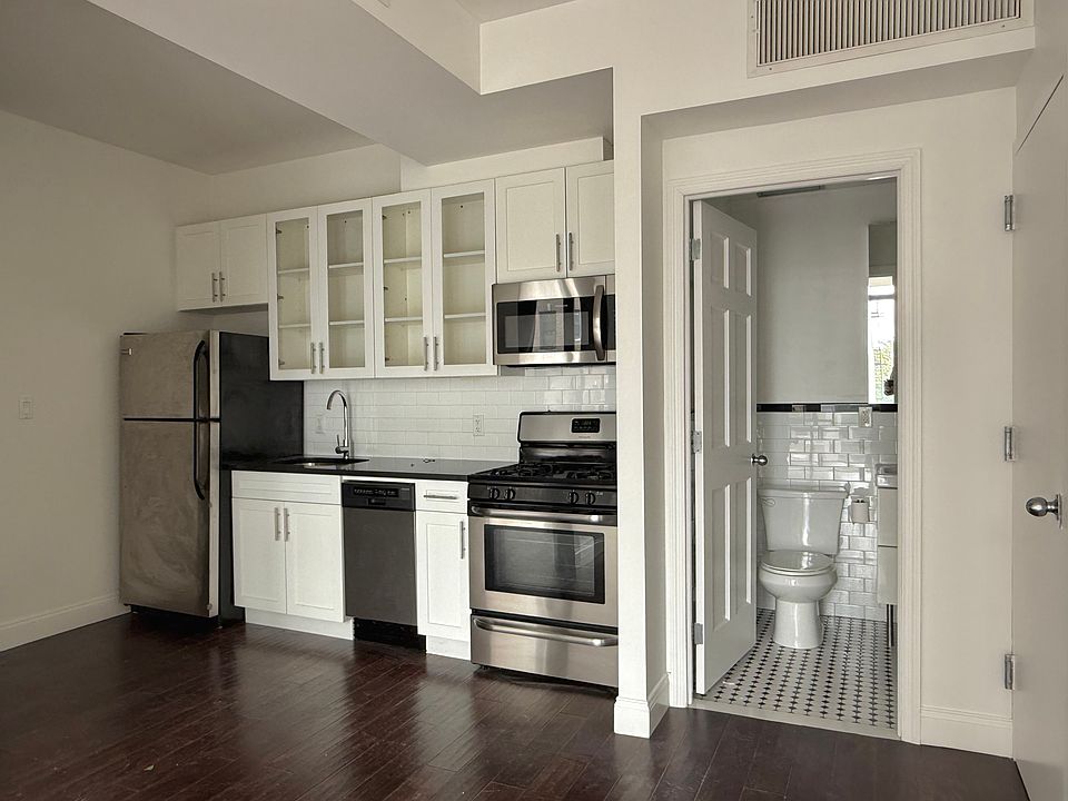 2nd image of 317 Union Ave #3F