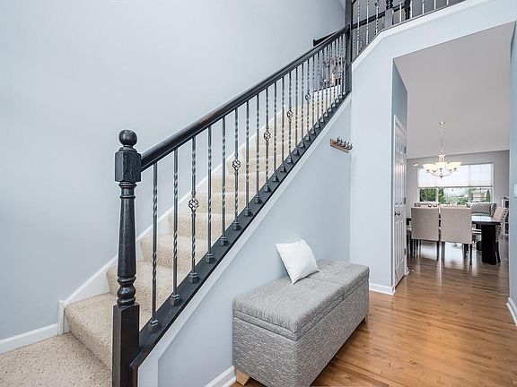 3rd image of 2768 Blakely Ln Unit 2768