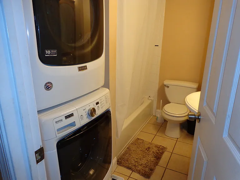 142 Conarroe St — Photo 13