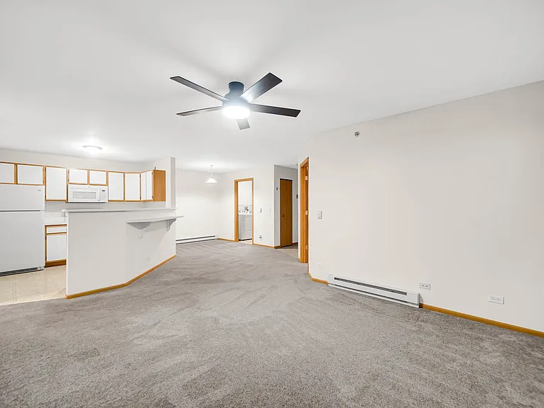 300 Cunat Blvd #2C — Photo 6