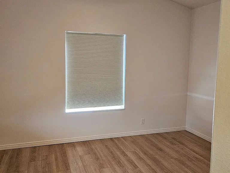 1477 S 430 W — Photo 16