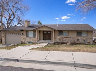 8492 Mesa Dr, Sandy, UT 84093