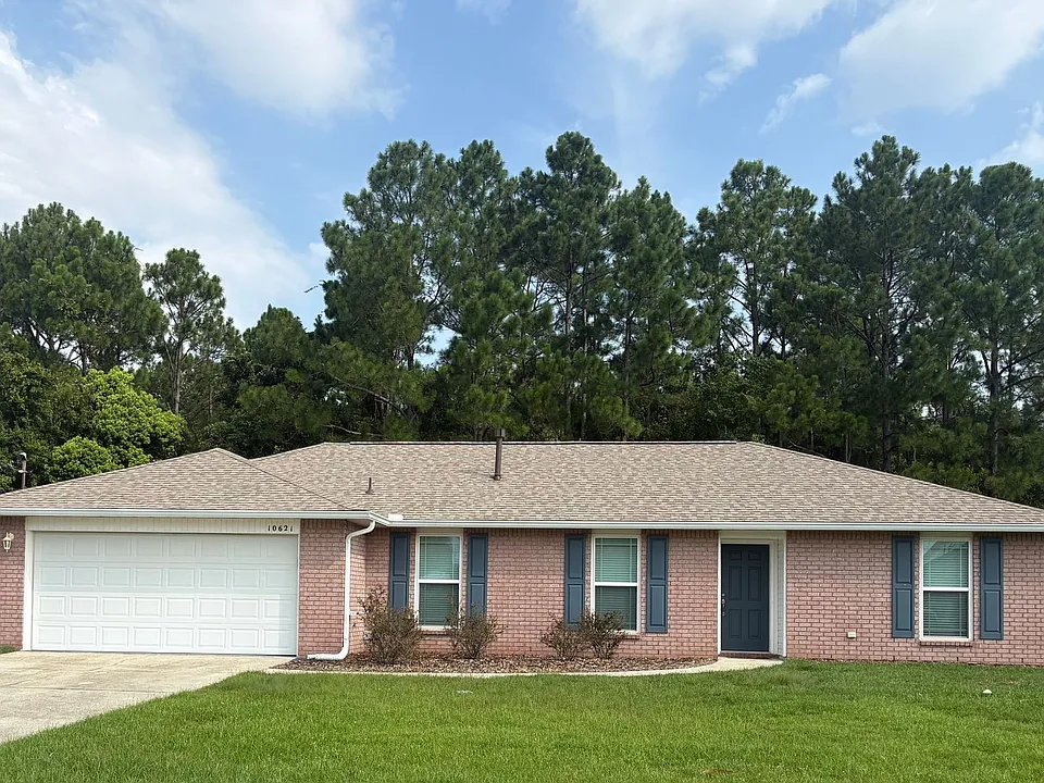 10621 Creek Ridge Dr