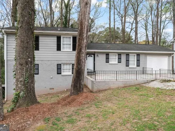 3917 Wedgefield Cir, Decatur, GA 30035