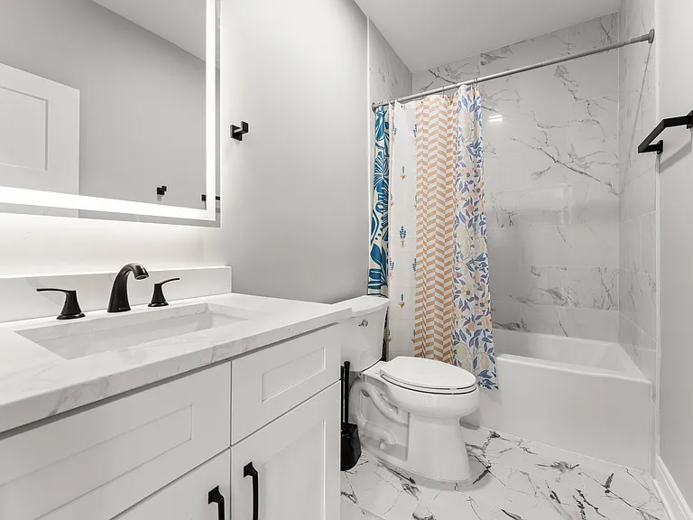 7428.5 N Rogers Ave #1E — Photo 8