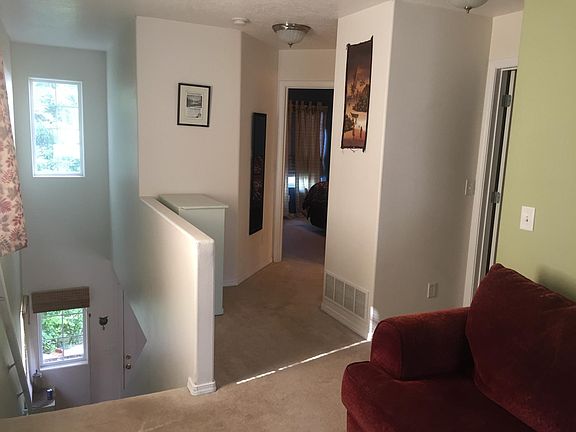 3rd image of 1285 River St