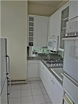 Rented by R New York | media 5