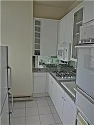 Rented by R New York