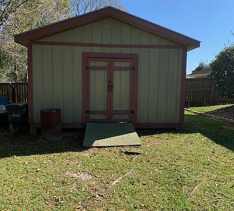 3rd image of 5109 Deerfield Dr
