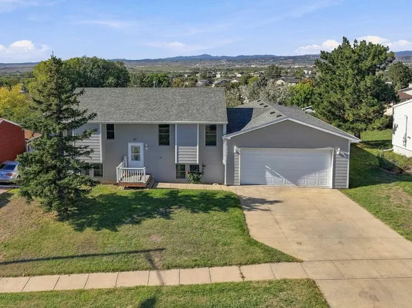 921 Ennen Dr, Rapid City, SD 57703